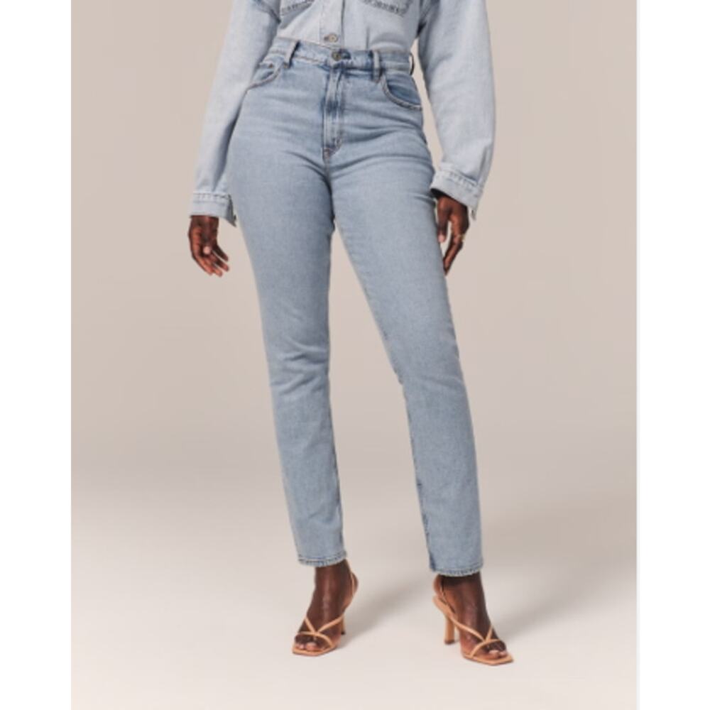 Abercrombie & Fitch 90's Slim Straight Ultra High‎ Rise Jeans 37/24 LONG NWT